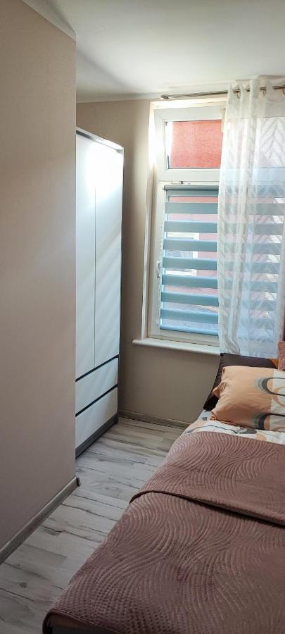 Pokoje U Marioli Apartment Леба Екстериор снимка