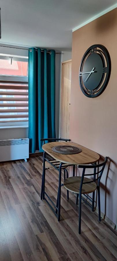 Pokoje U Marioli Apartment Леба Екстериор снимка